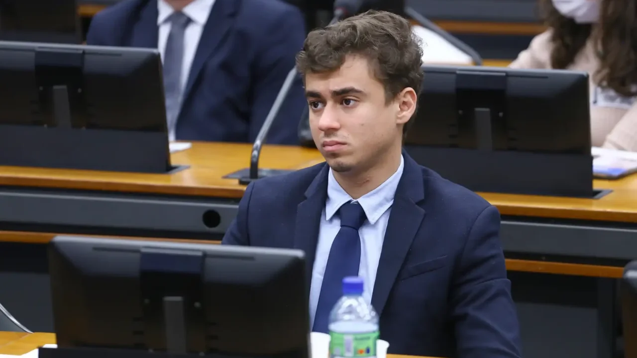 Nikolas